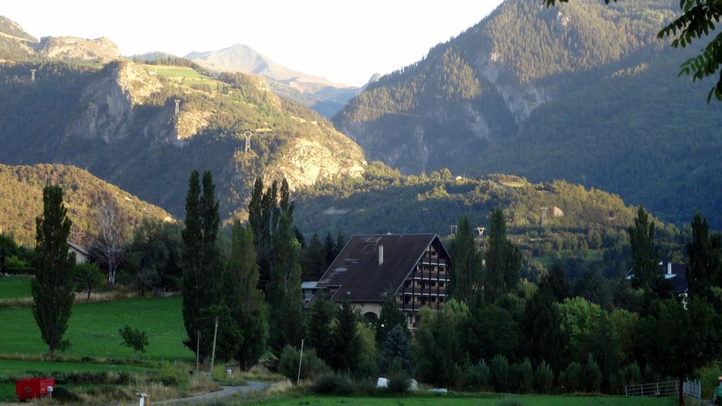 Hotel Les Barnieres Guillestre Zewnętrze zdjęcie